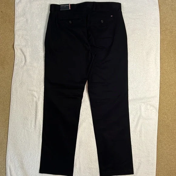 Tommy Hilfiger Brushed Twill Chinos, Black, size 32 x 30 - Picture 5 of 9